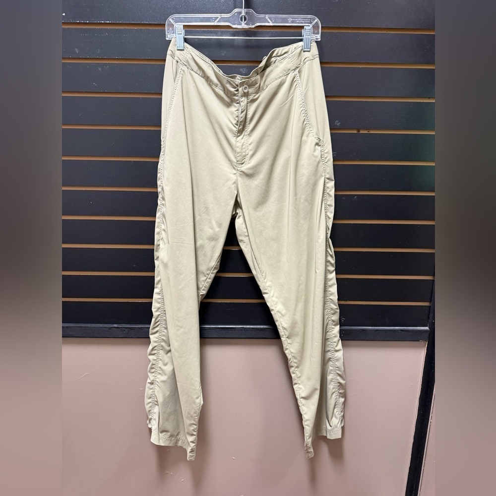 Royal Robbins Beige Stretch Travel Pants Sz 10